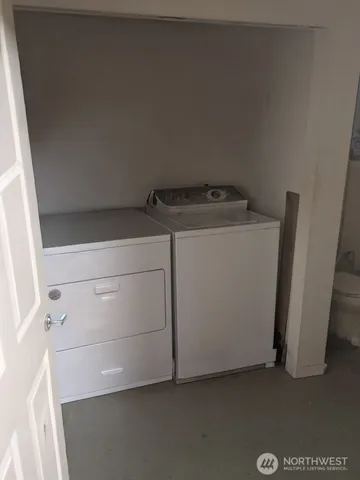 a view of a back yard of the house