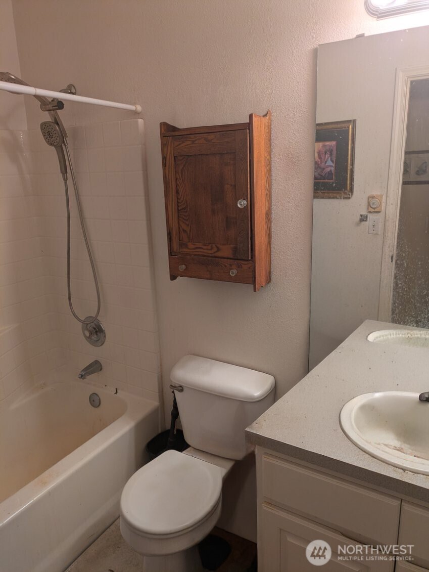 3422 201st Place Southeast Bothell, WA 98012 - Photo 5 of 16