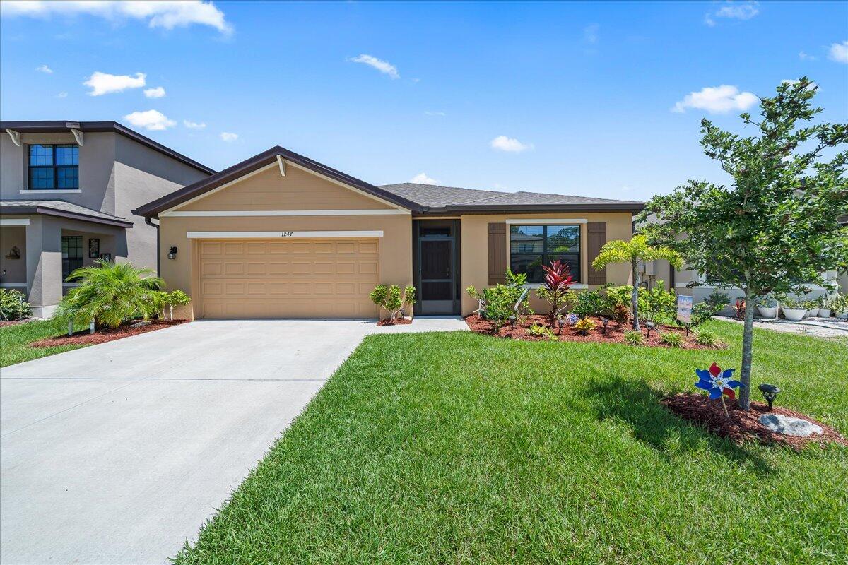 1247 Mineral Lp Dr Northwest