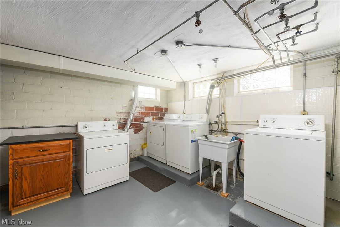 16200 Munn Road Cleveland, OH 44111 - Photo 31 of 33 Gallery Image 31