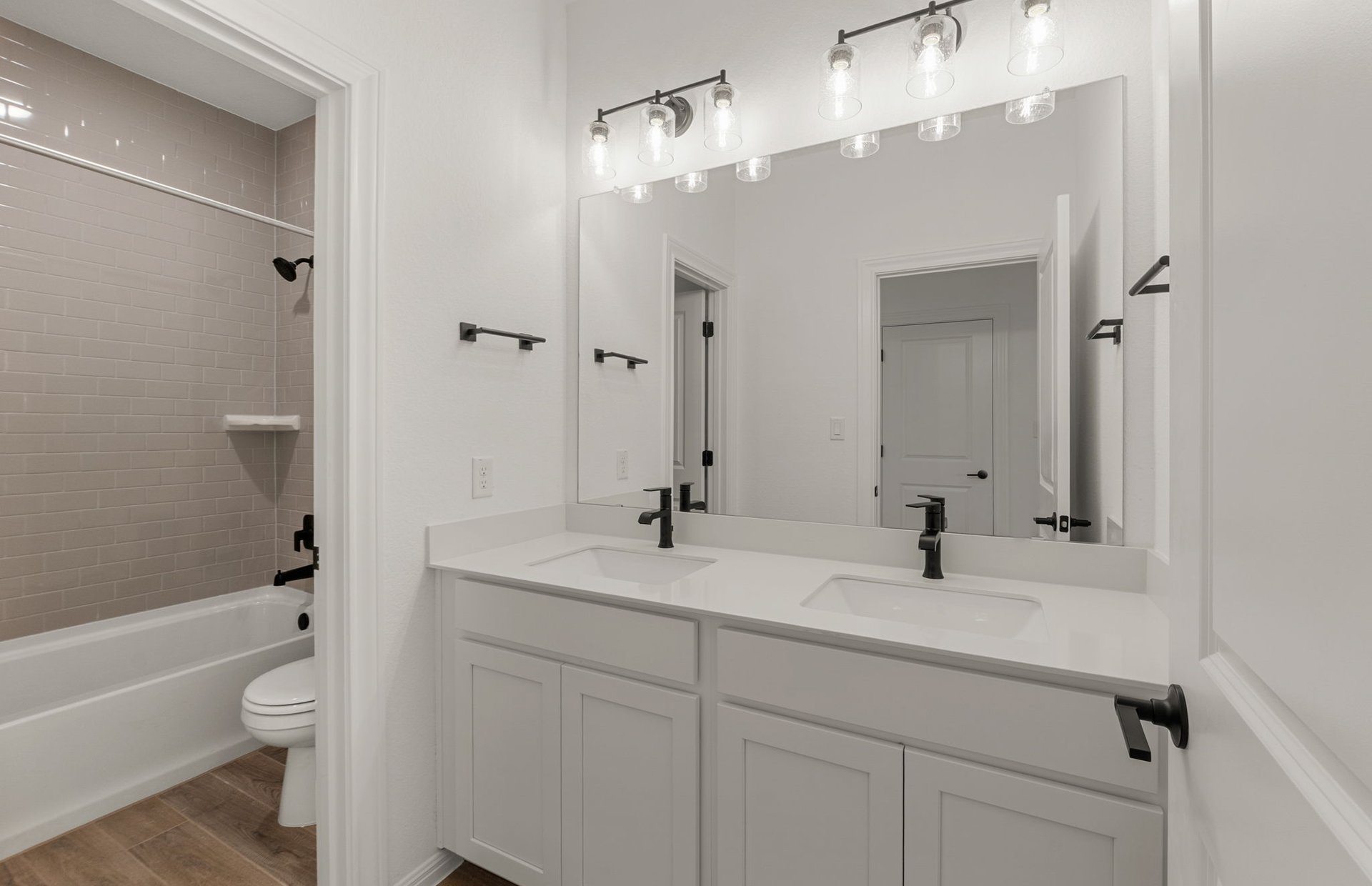 601 Rdg Pt Drive Georgetown, TX 78628 - Photo 16 of 24