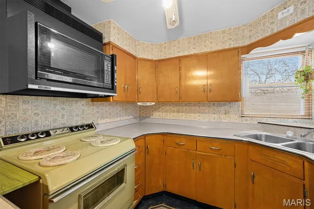 $95,000 | 1501 North Keebler Avenue, Collinsville, IL 62234