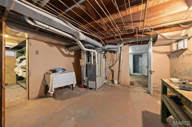 $95,000 | 1501 North Keebler Avenue, Collinsville, IL 62234