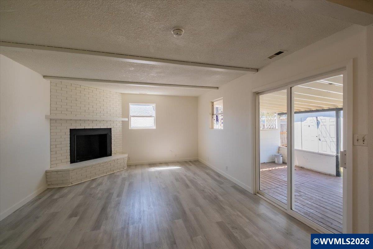 925 21st Avenue Southwest Albany, OR 97321 - Photo 13 of 28