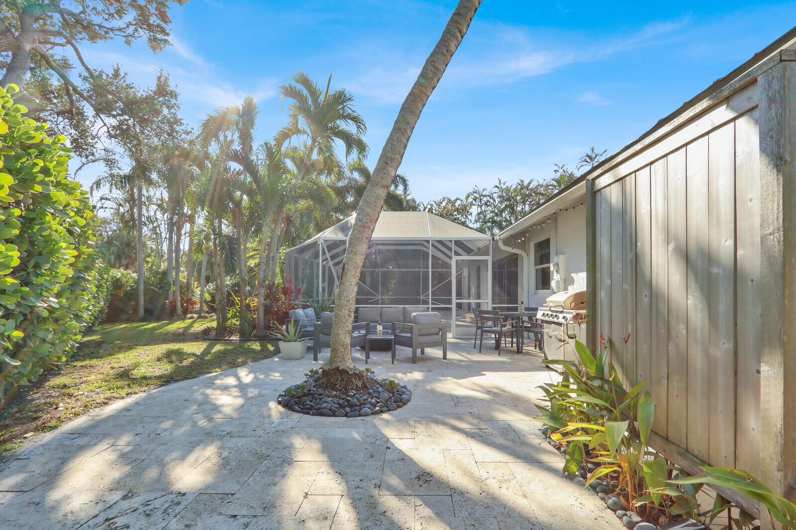 96 South Sewalls Point Road Sewall's Point, FL 34996 - Photo 17 of 19 42_IMG_8183_mls