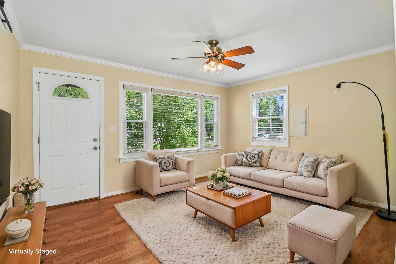 79 Eagle Point Road Fox Lake, IL 60020 - Photo 3 of 34 Gallery Image 3