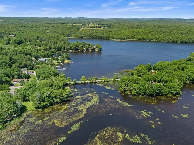 $399,000 | 16 Maple Ridge Drive, Monmouth, ME 04259