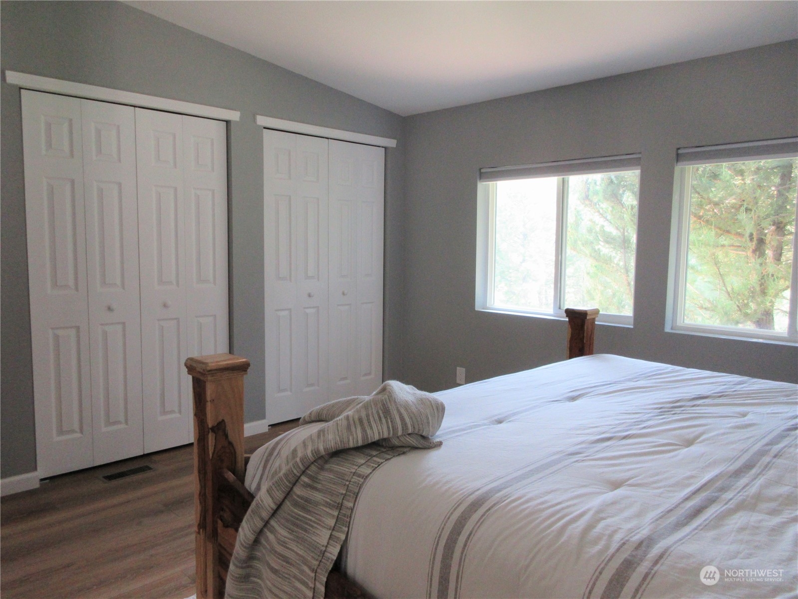 156 West Curlew Lake Road Republic, WA 99166 - Photo 13 of 36 a bedroom with a bed and a window