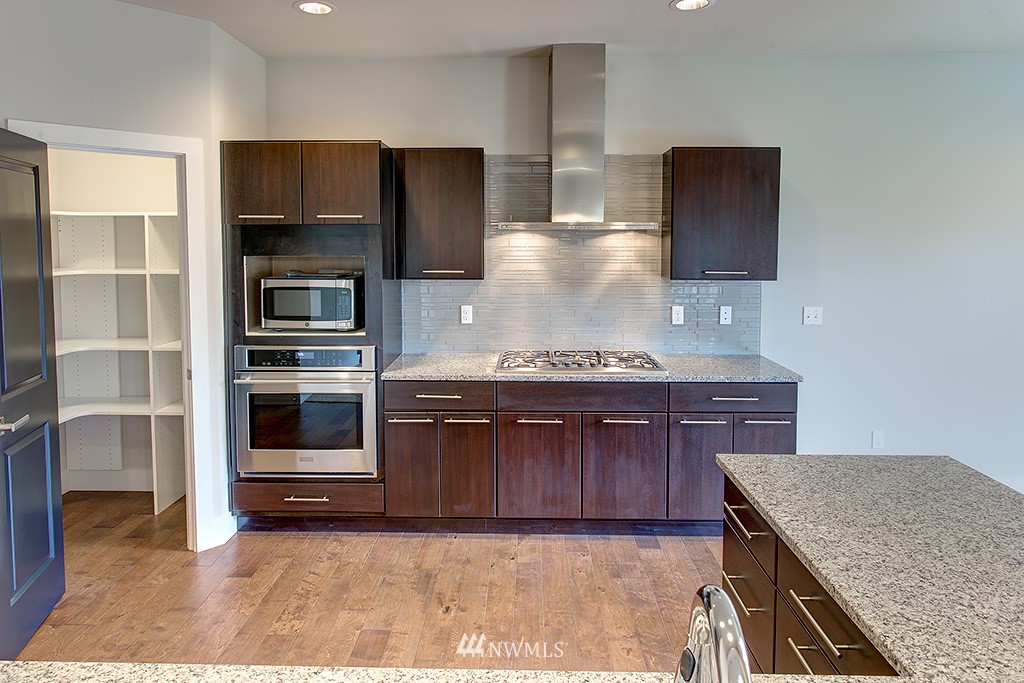 3709 200th Place Southeast Bothell, WA 98012 - Photo 5 of 8 Gallery Image 5