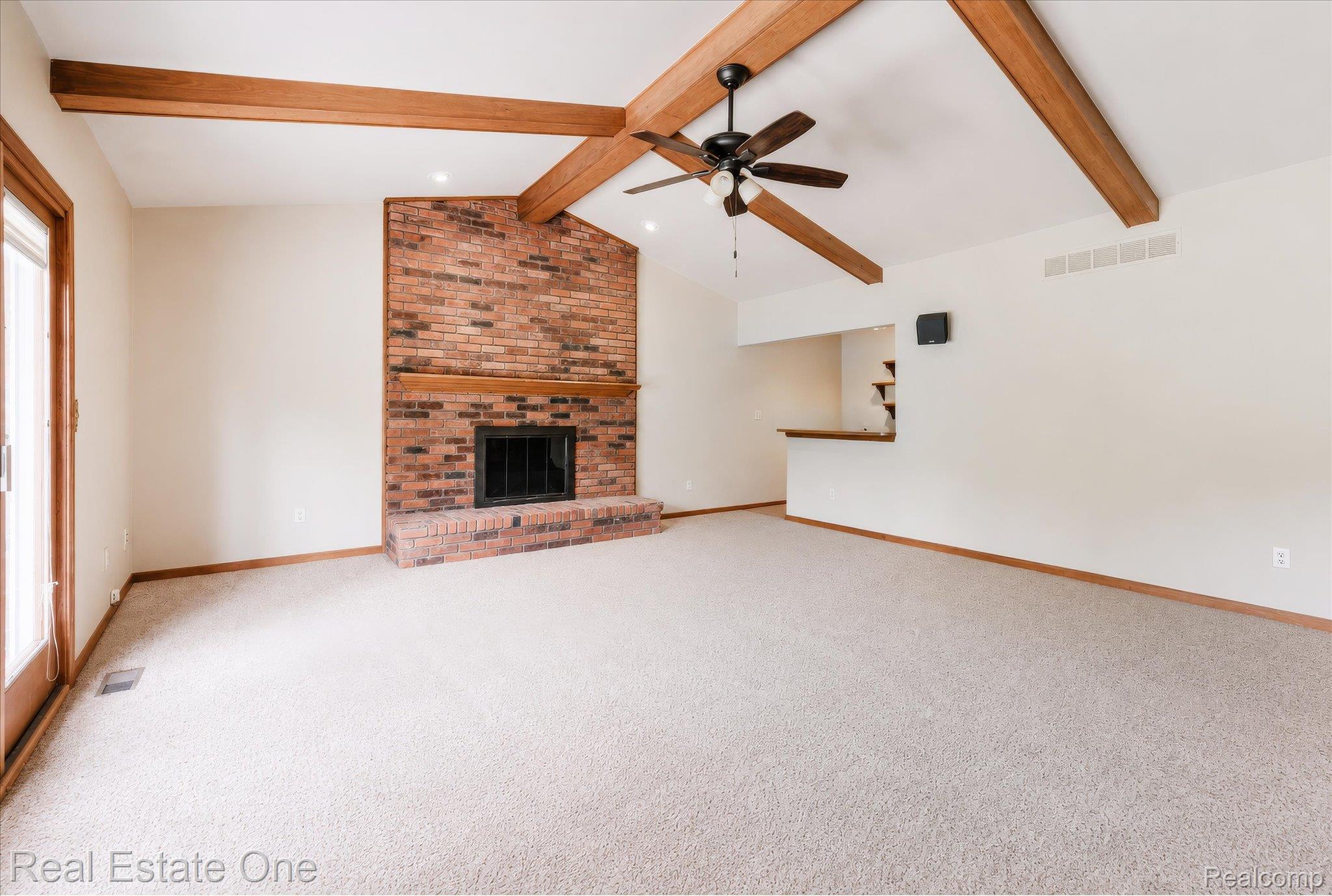 3393 Charlwood Drive Rochester, MI 48306 - Photo 20 of 60 20-024.jpg