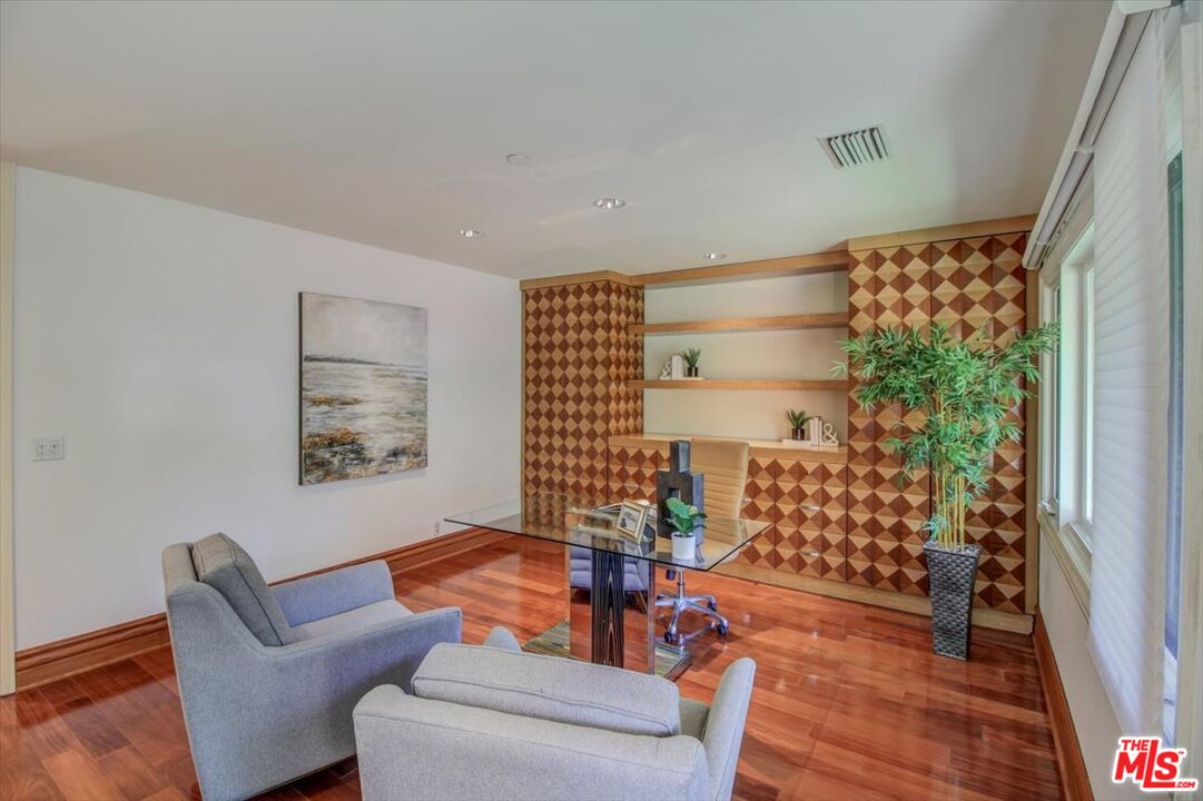 15526 Hamner Drive Los Angeles, CA 90077 - Photo 18 of 30