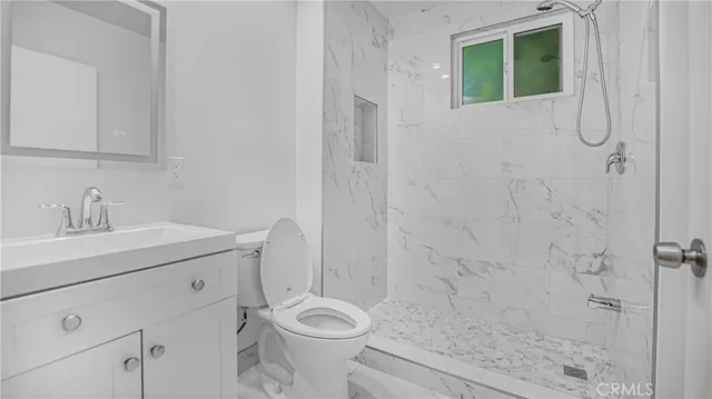 $1,195,000 | 15210 Cohasset Street, Van Nuys, CA 91405