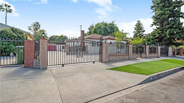 $1,195,000 | 15210 Cohasset Street, Van Nuys, CA 91405