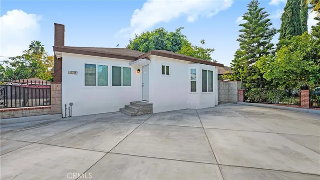 $1,195,000 | 15210 Cohasset Street, Van Nuys, CA 91405