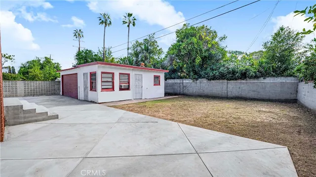 $1,195,000 | 15210 Cohasset Street, Van Nuys, CA 91405