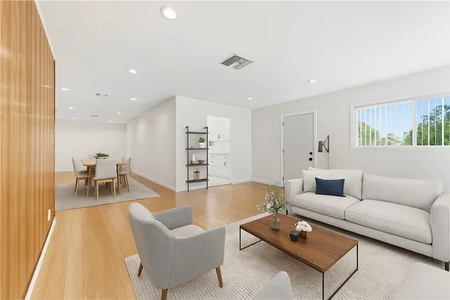 $1,195,000 | 15210 Cohasset Street, Van Nuys, CA 91405