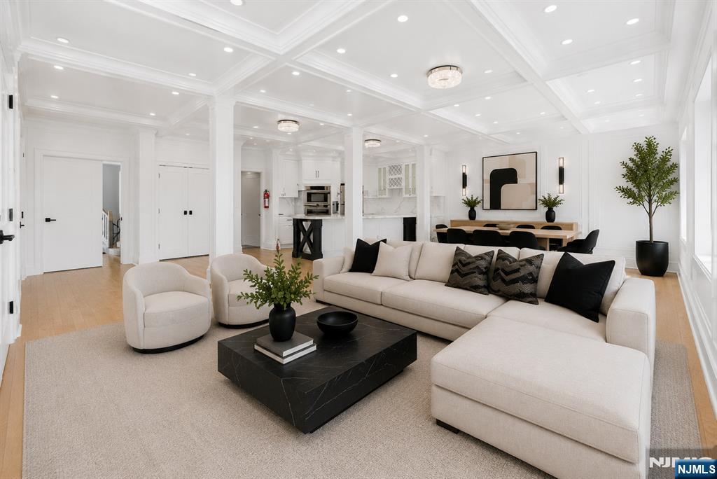 1080 River Road Edgewater, NJ 07020 - Photo 10 of 48