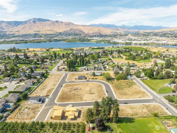 $159,900 | 3223 Northwest Chadwick (lot 32) Loop, East Wenatchee, WA 98802