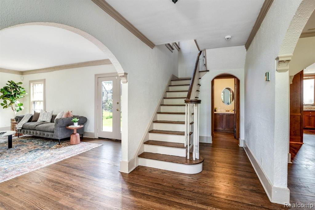 1122 Bishop Road Grosse Pointe Park, MI 48230 - Photo 17 of 44