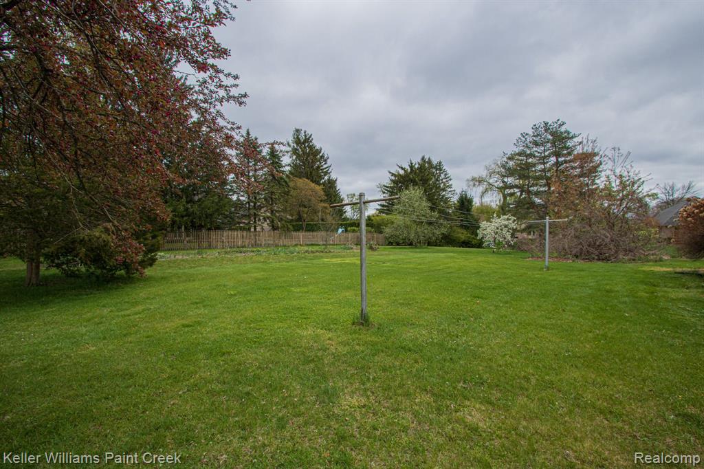 53330 Schoenherr Road Utica, MI 48315 - Photo 32 of 37 Gallery Image 32