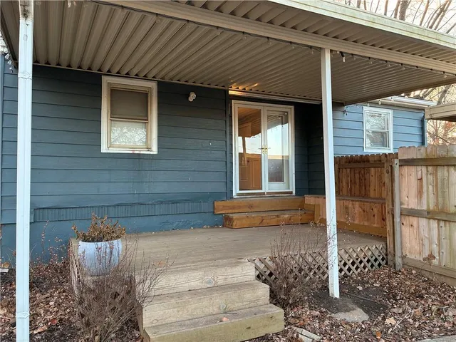 $190,000 | 1809 West Main Street, Blue Springs, MO 64015