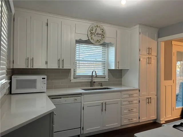 $190,000 | 1809 West Main Street, Blue Springs, MO 64015