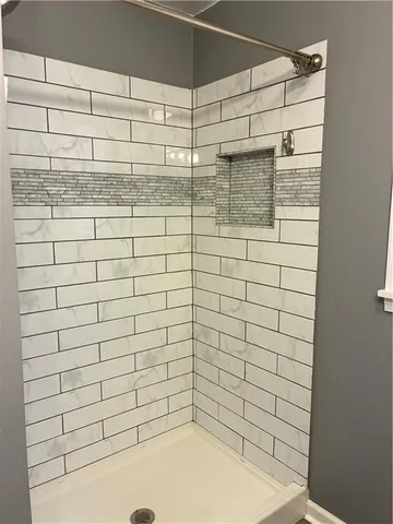 $190,000 | 1809 West Main Street, Blue Springs, MO 64015