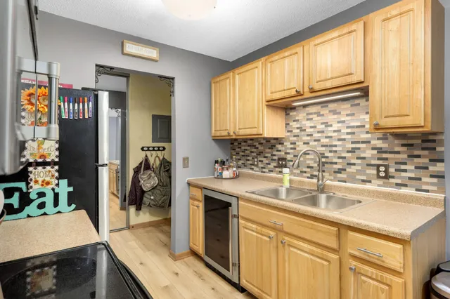 $139,900 | 14115 Pennock Avenue, Unit 303, Apple Valley, MN 55124