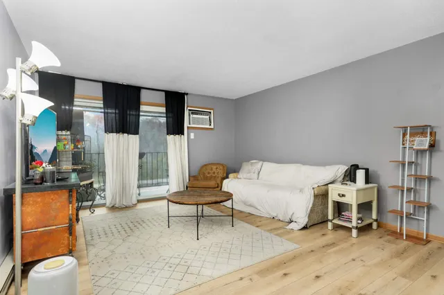 $139,900 | 14115 Pennock Avenue, Unit 303, Apple Valley, MN 55124