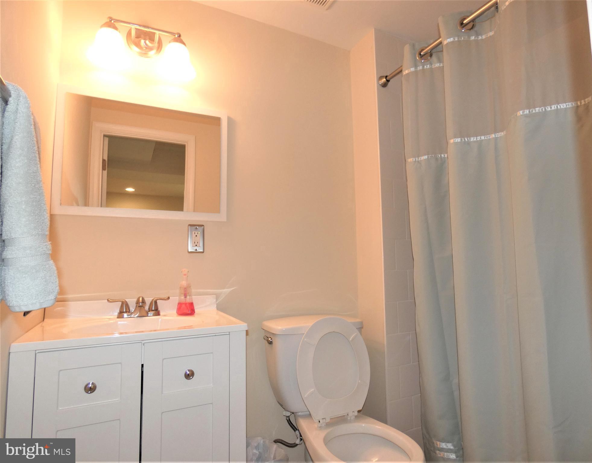 7829 Miller Fall Road Derwood, MD 20855 - Photo 35 of 42 Gallery Image 35