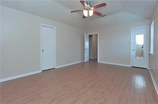 $2,000 | 1006 Hardwood Lane, College Station, TX 77840