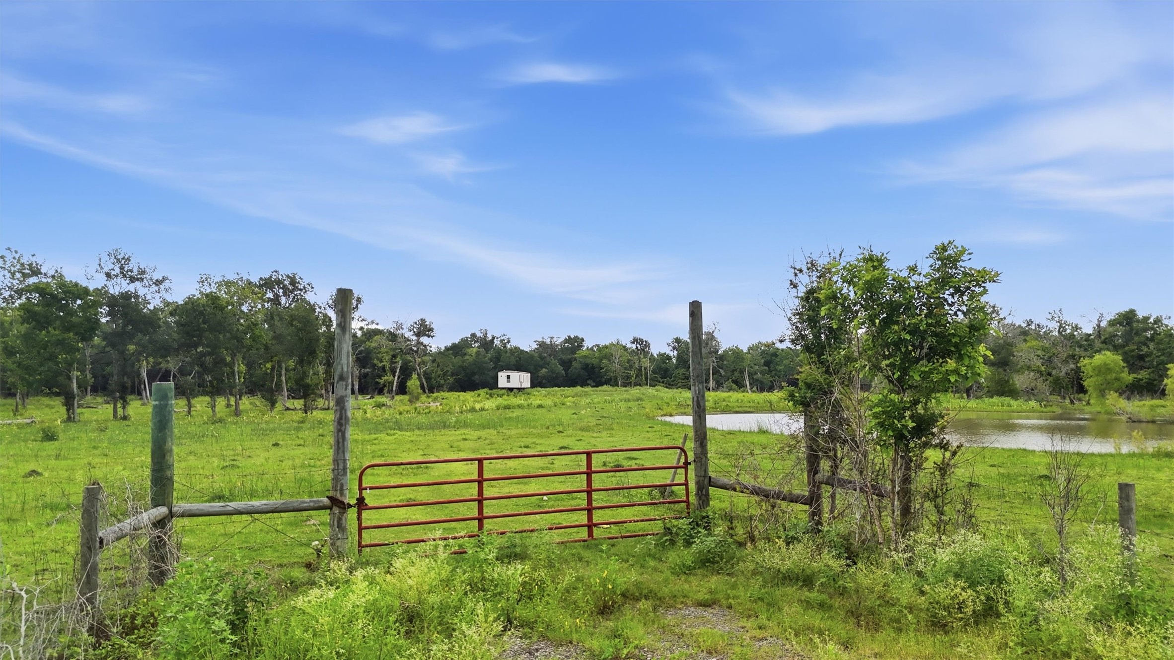 1900 County Road 30 Angleton, TX 77515 - Photo 10 of 14