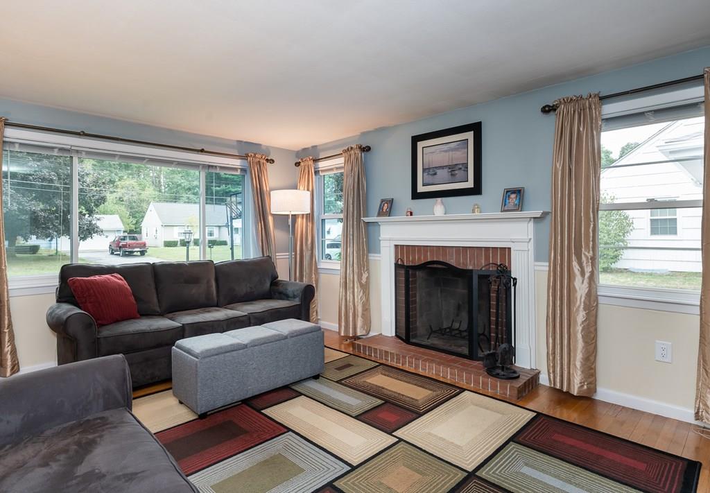 43 Briarcliff Street Springfield, MA 01128 - Photo 13 of 42 Gallery Image 13