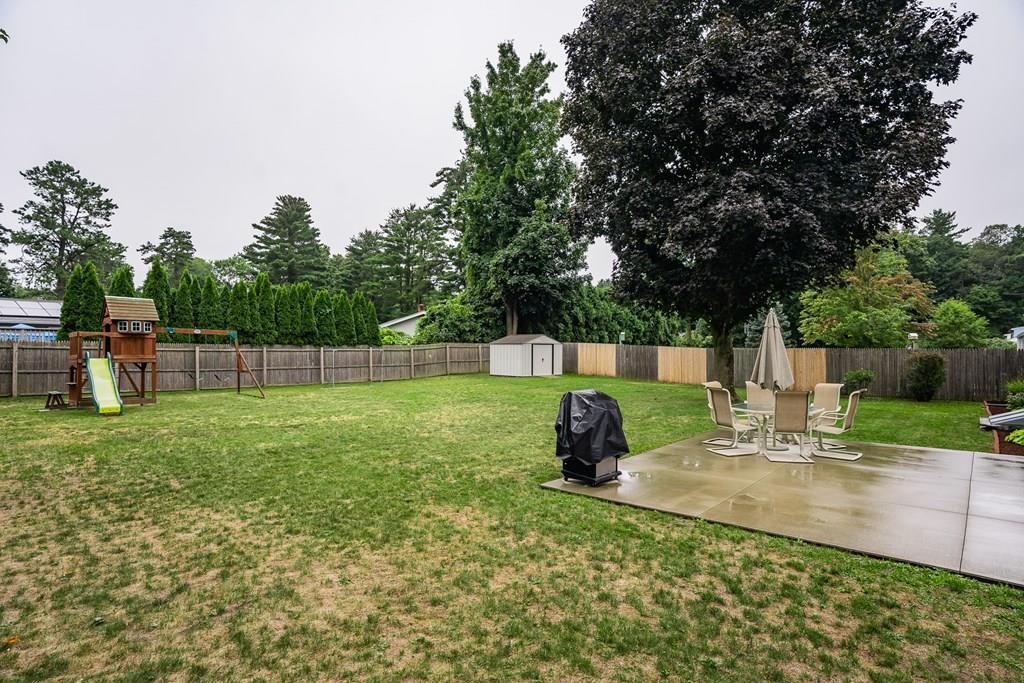 43 Briarcliff Street Springfield, MA 01128 - Photo 5 of 42 Gallery Image 5