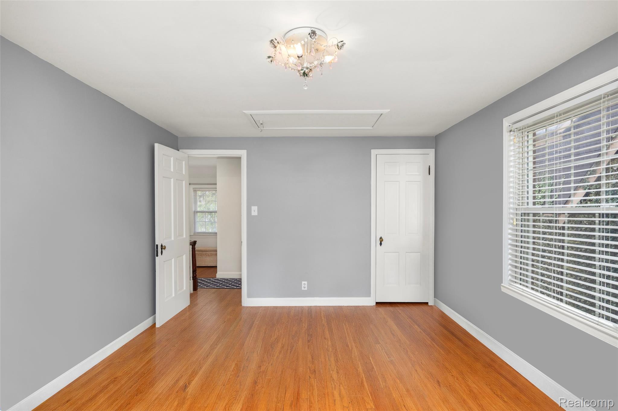 244 Kerby Road Grosse Pointe, MI 48236 - Photo 34 of 53 This photo has been digitally de-furnished.