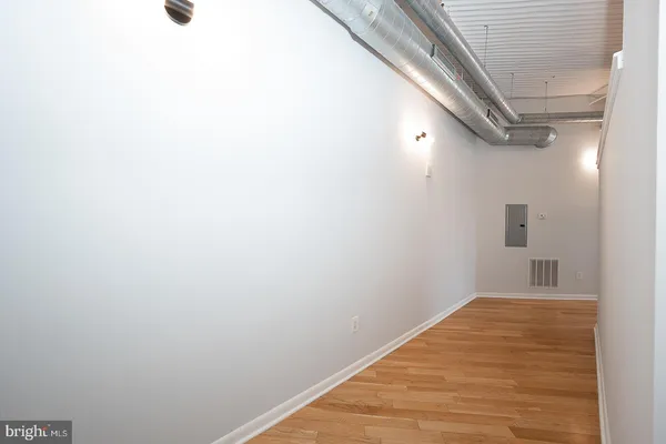 $439,000 | 2200-28 Arch Street, Unit 913, Philadelphia, PA 19103