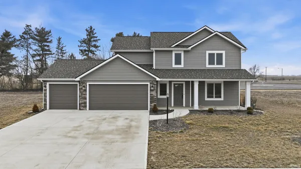 $369,900 | 10926 Carob Thorn Trail, Roanoke, IN 46783