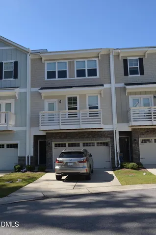 $2,250 | 1126 Finch Court, Apex, NC 27502