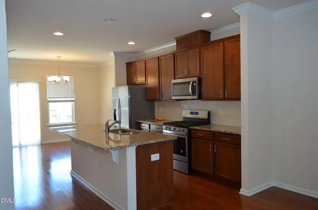 $2,250 | 1126 Finch Court, Apex, NC 27502