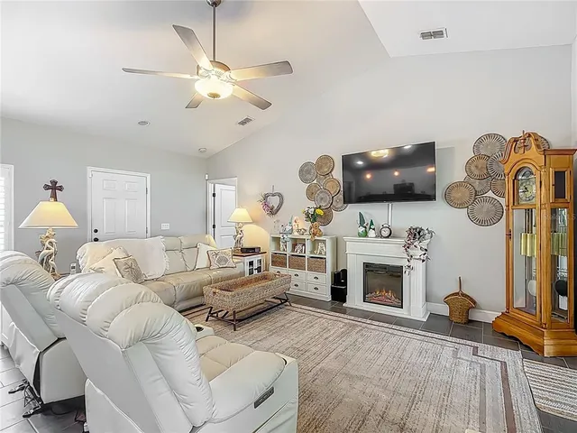 $340,000 | 439 Lake Daisy Drive, Winter Haven, FL 33884