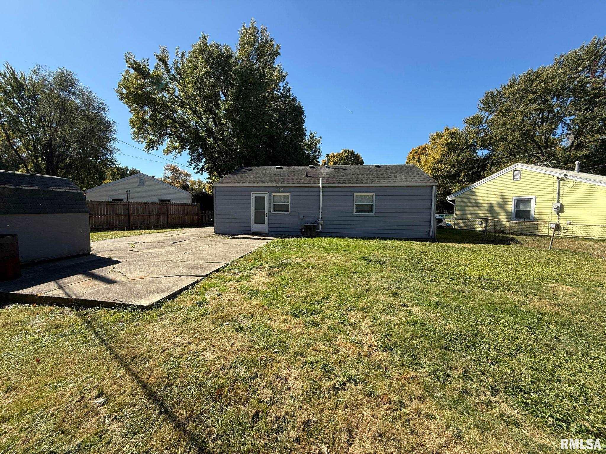 23 Bunn Court Springfield, IL 62703 - Photo 5 of 14 Gallery Image 5