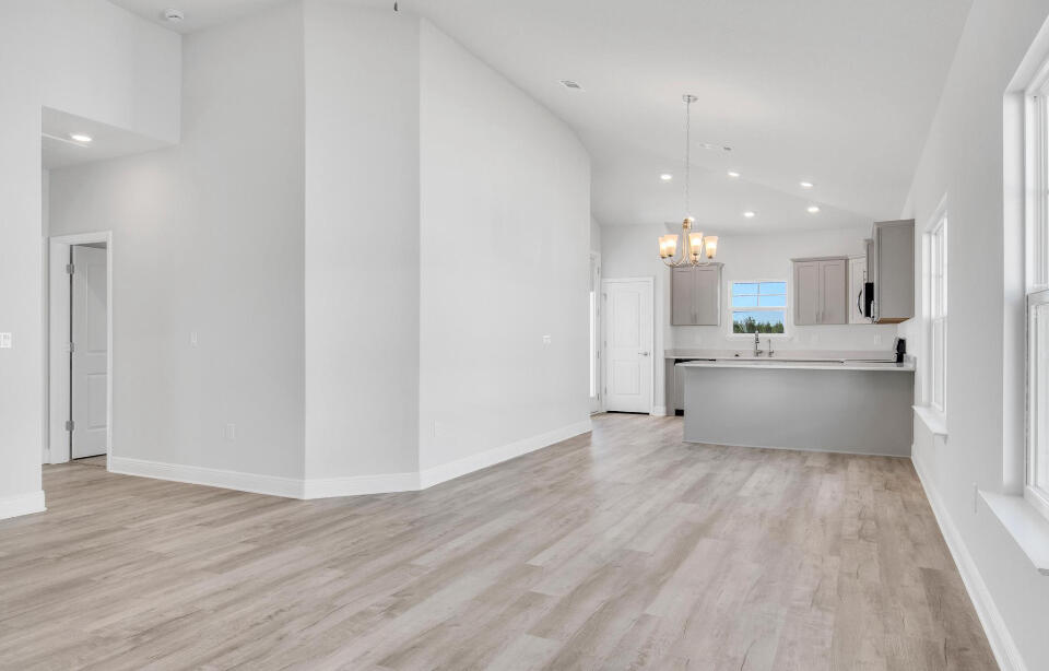 617 Alleyoak Lane, Unit 142 Freeport, FL 32439 - Photo 4 of 17 593alley2