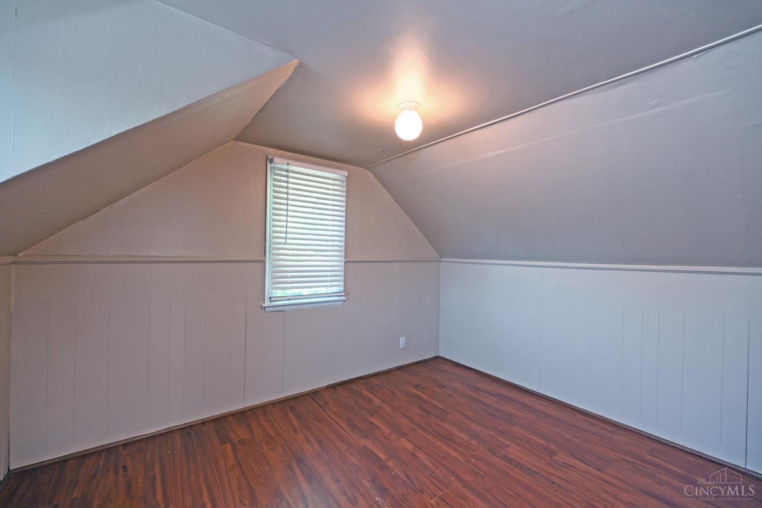 5587 Vogel Road Cincinnati, OH 45239 - Photo 27 of 42