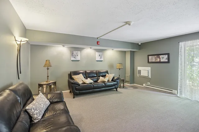 $139,999 | 315 Marengo Avenue, Unit 2H, Forest Park, IL 60130