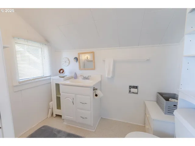 $1,320,000 | 1271 South Promenade, Seaside, OR 97138