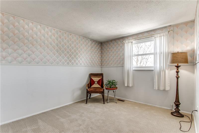 199 Old Ridge Road Coraopolis, PA 15108 - Photo 19 of 25 Gallery Image 19