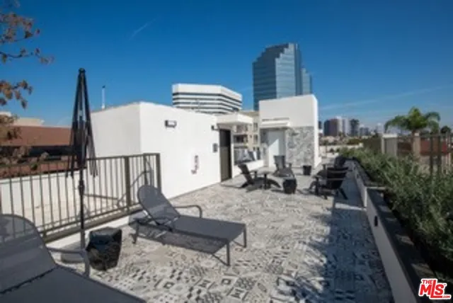 $5,995 | 1223 Wellesley Avenue, Unit 203, Los Angeles, CA 90025