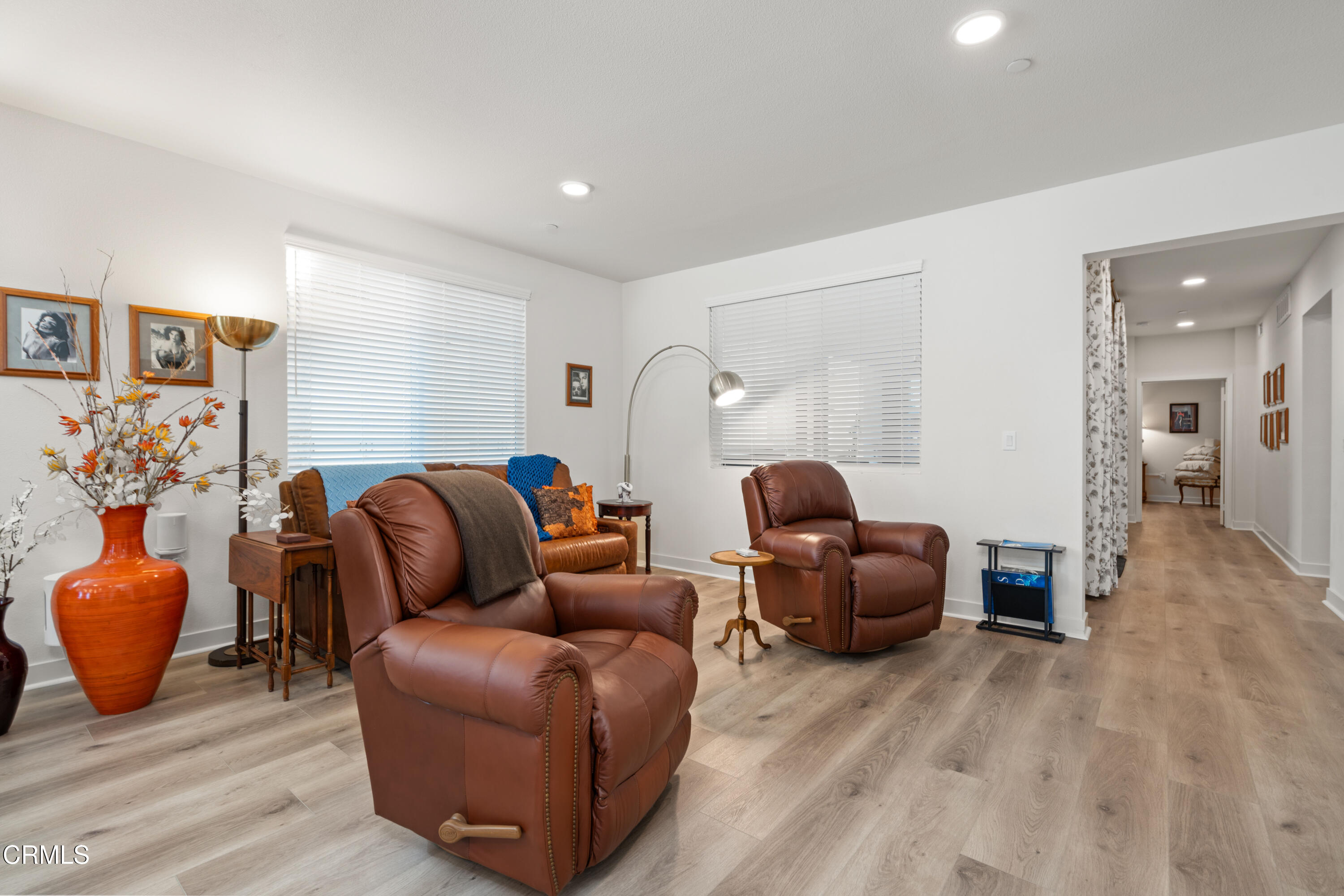 2860 Wagon Wheel Road, Unit 202 Oxnard, CA 93036 - Photo 4 of 60 21_11597083_174813_174813-EI-121