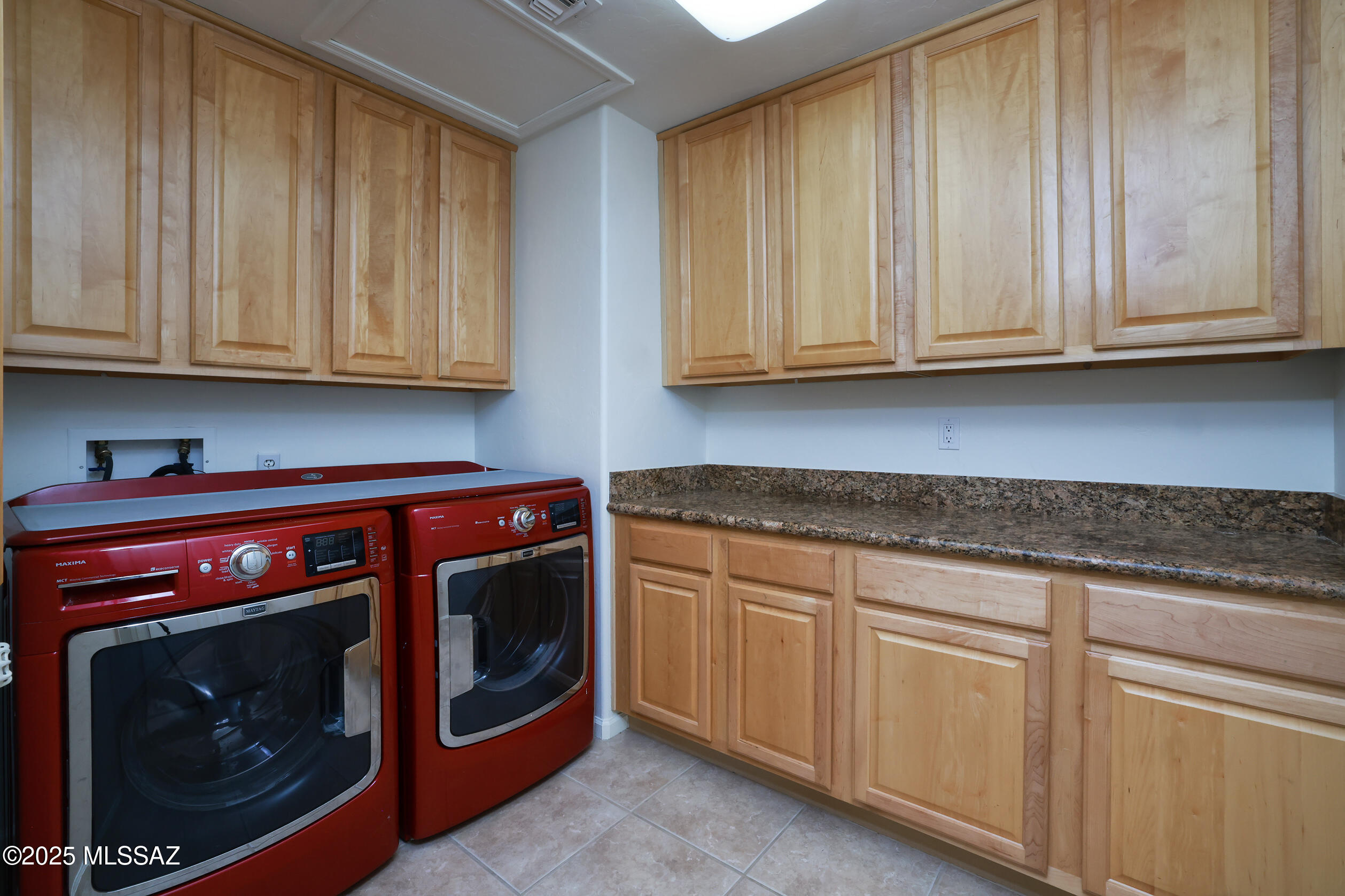 12510 North Piping Rock Road Tucson, AZ 85755 - Photo 41 of 47