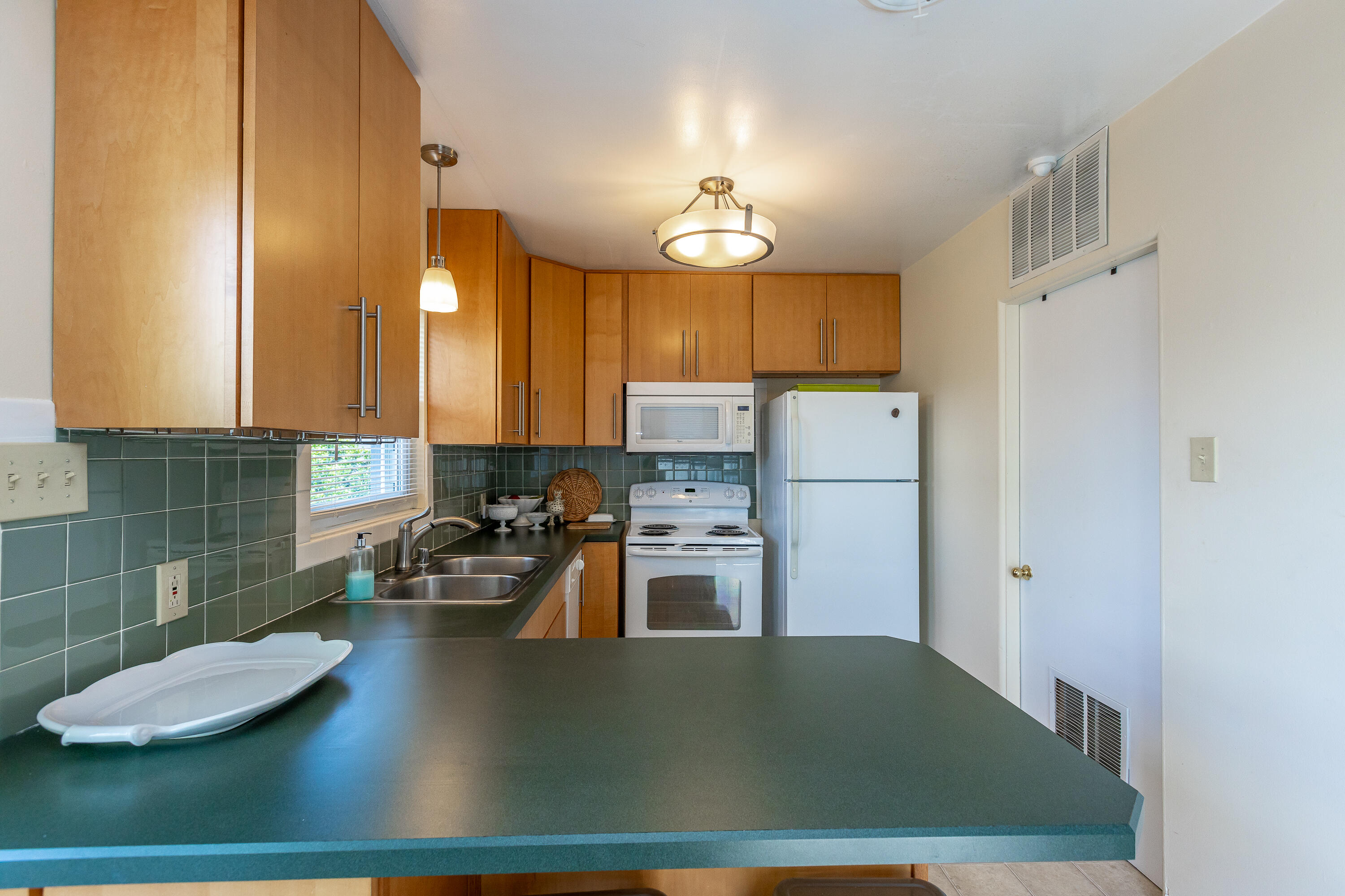 716-718 Lynn Road Lexington, KY 40504 - Photo 22 of 28 2-8